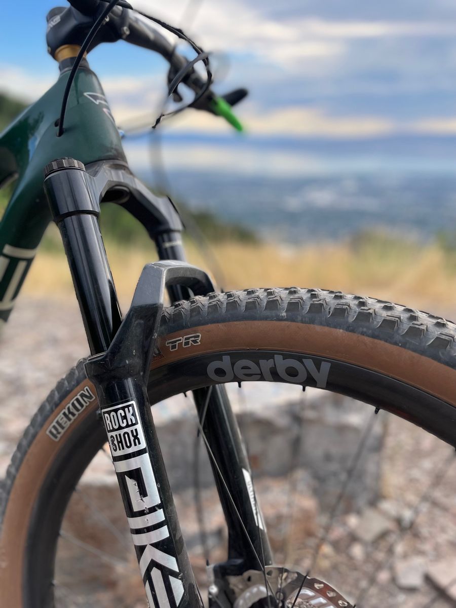 Derby Carbon Rims & Complete Wheelsets