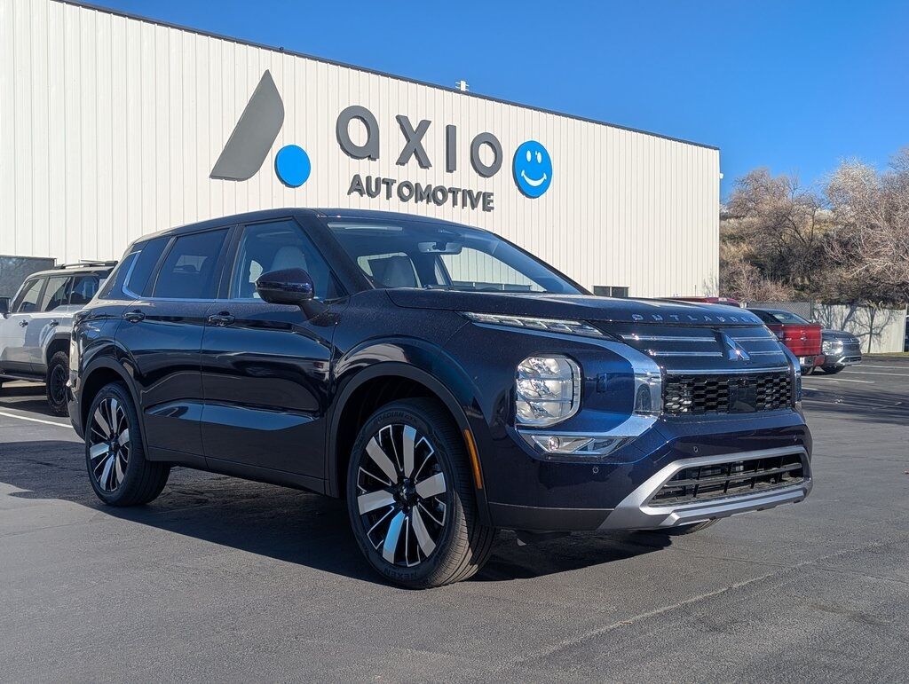 2026 Mitsubishi Outlander SE