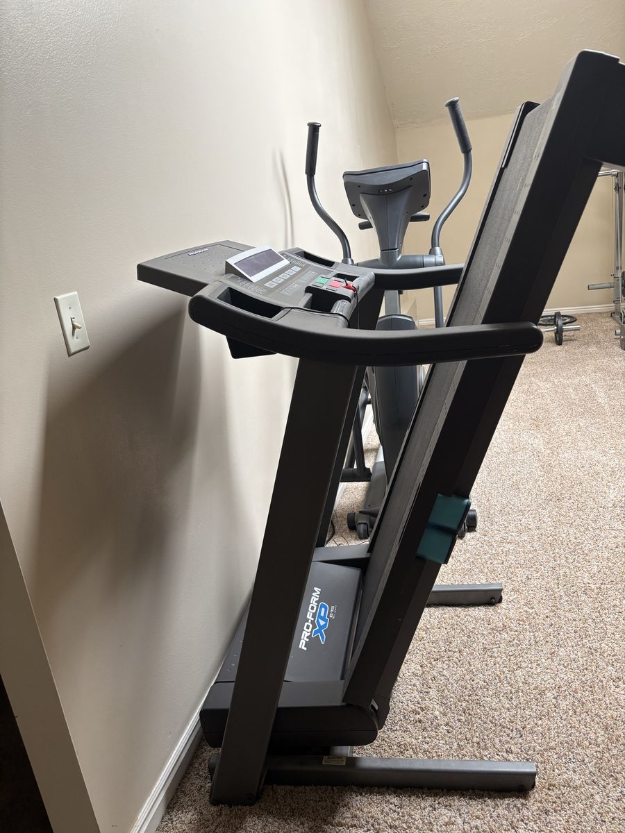Pro‑Form XP 675 Treadmill – Works Great