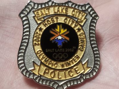 2002 Salt Lake City Olympic Winter Games Police Badge Pin "Limited Edition"