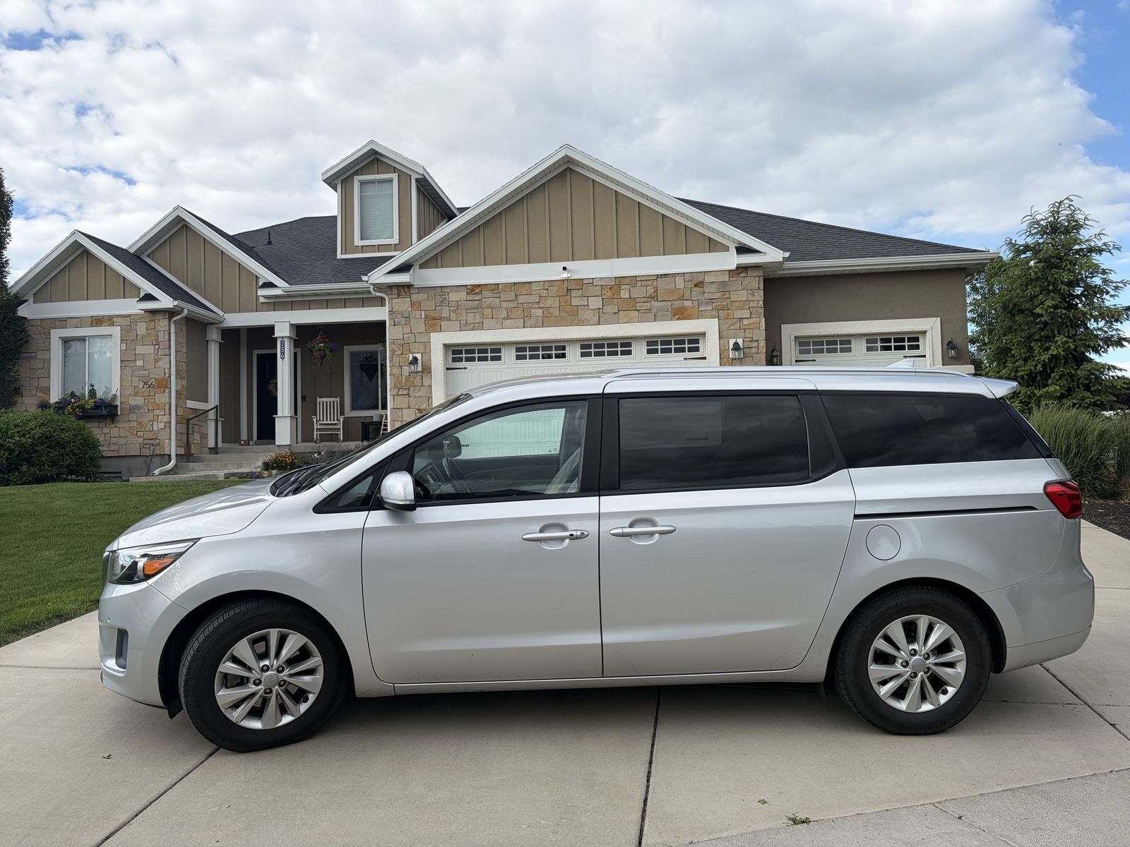 2017 Kia Sedona LX