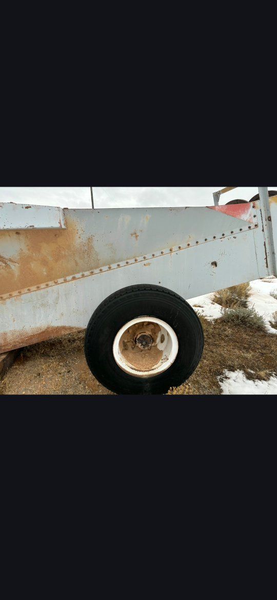 Main image 3