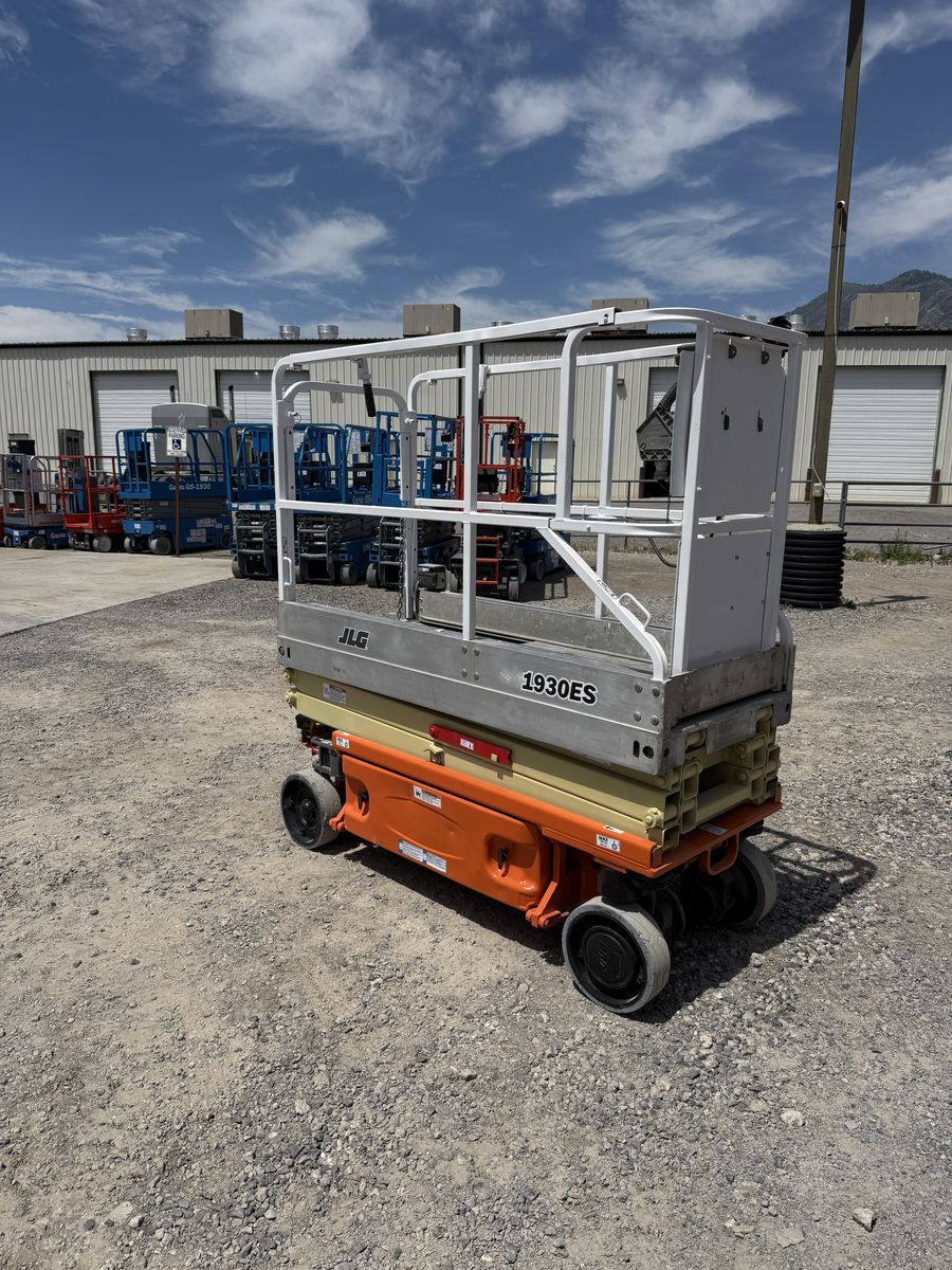 2006 JLG 1930 Scissor Lift | 380 Hours | Warranty | ID 0042