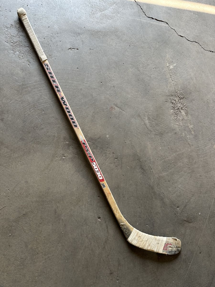 Sher-Wood PMP 5030 Jr Feather-Lite Wood Hockey Stick Flex 55 51” RH 
