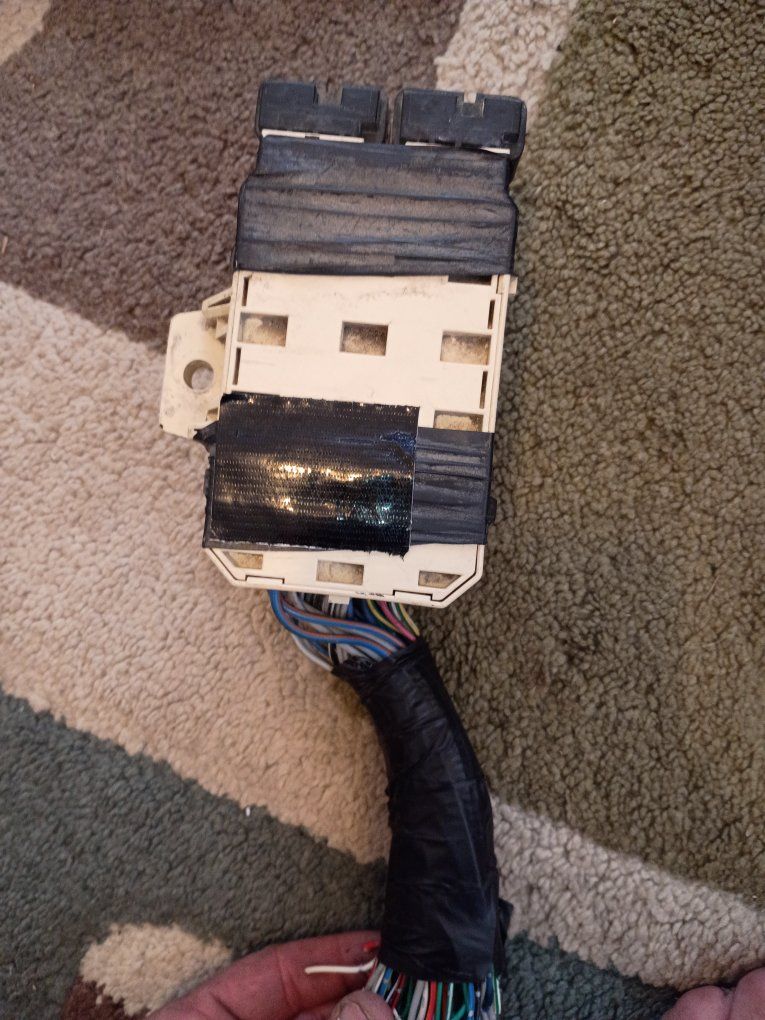 Main image 3