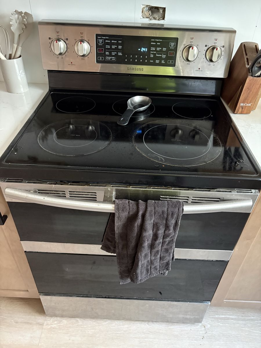 Samsung Stainless Steel Smooth Top Electric Double Oven Range NE59M6850