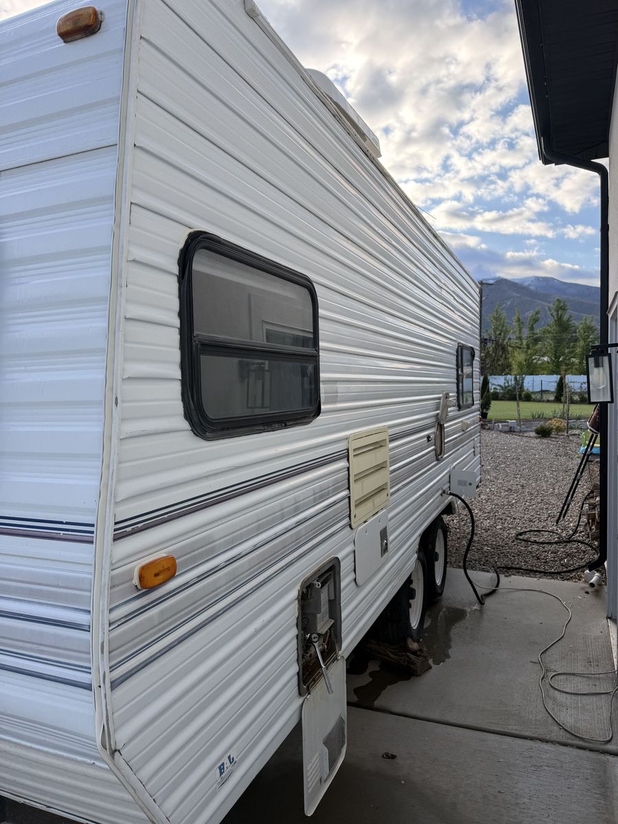 1996 Kit Road Ranger 21ft Bumper Pull $3500