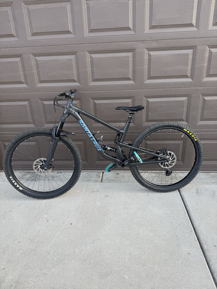 2021 Santa Cruz Hightower Full Suspension Mountain Bike
