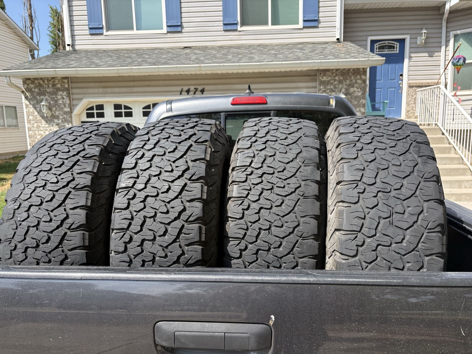 BFGoodrich All-Terrain T/A KO2 LT265/70R17