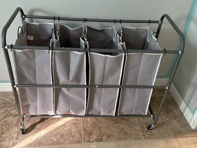 Rollung Laundry Cart