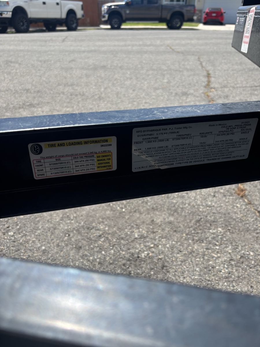 PJ Trailer Mfg Co. 2021 Utility Trailer 7000LB GVWR