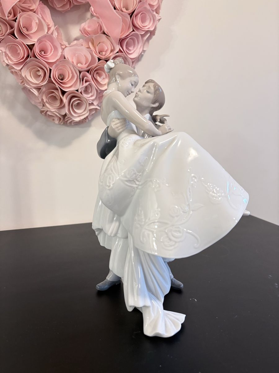 Main image 4