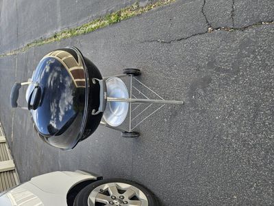 Weber 22" Charcoal Kettle Grill – New Grate