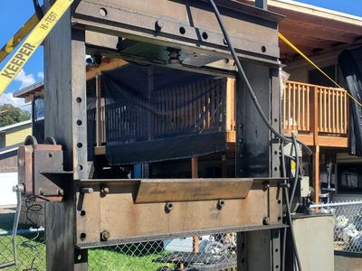 100 Ton hydraulic shop press
