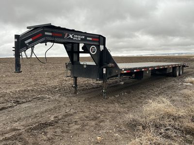 40' Gooseneck Trailer