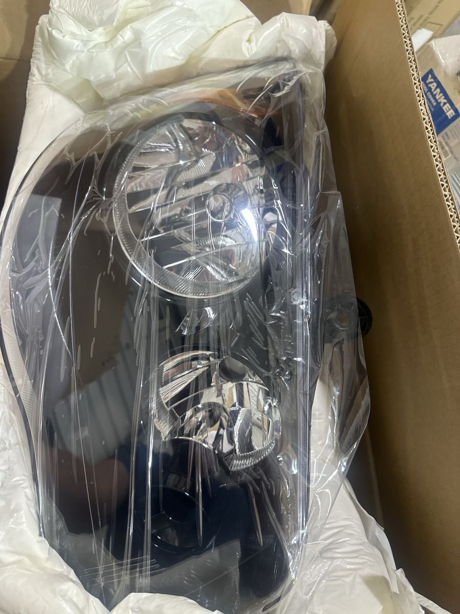 New Halogen Headlight Pair for 11-20 Dodge Grand Caravan & 08-16 Chrysler Town & Country