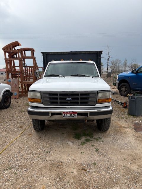 1996 Ford F Super Duty Dump Truck