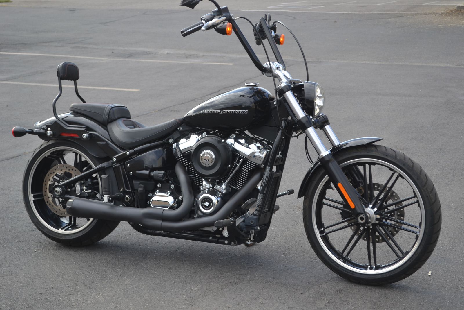 2018 Harley Davidson Breakout 107 - Softail Cruiser