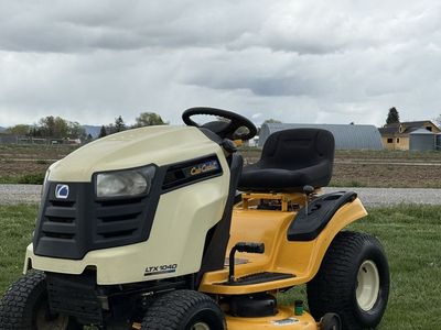 Cub Cadet LTX1040 Riding Lawn Mower – LOW HOURS –