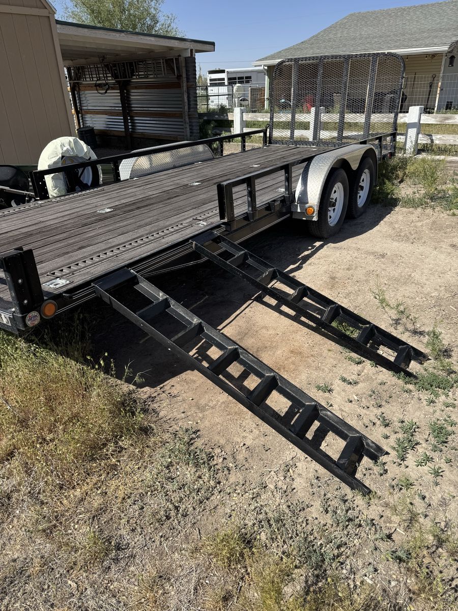 2017 PJ Trailer Mfg Co Utility Trailer - 3175 KG GVWR, Dual Axle with Ramps