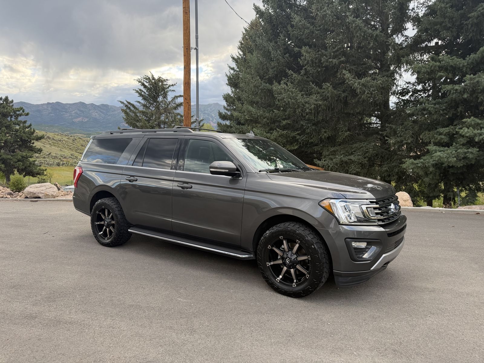 2021 Ford Expedition Max XLT