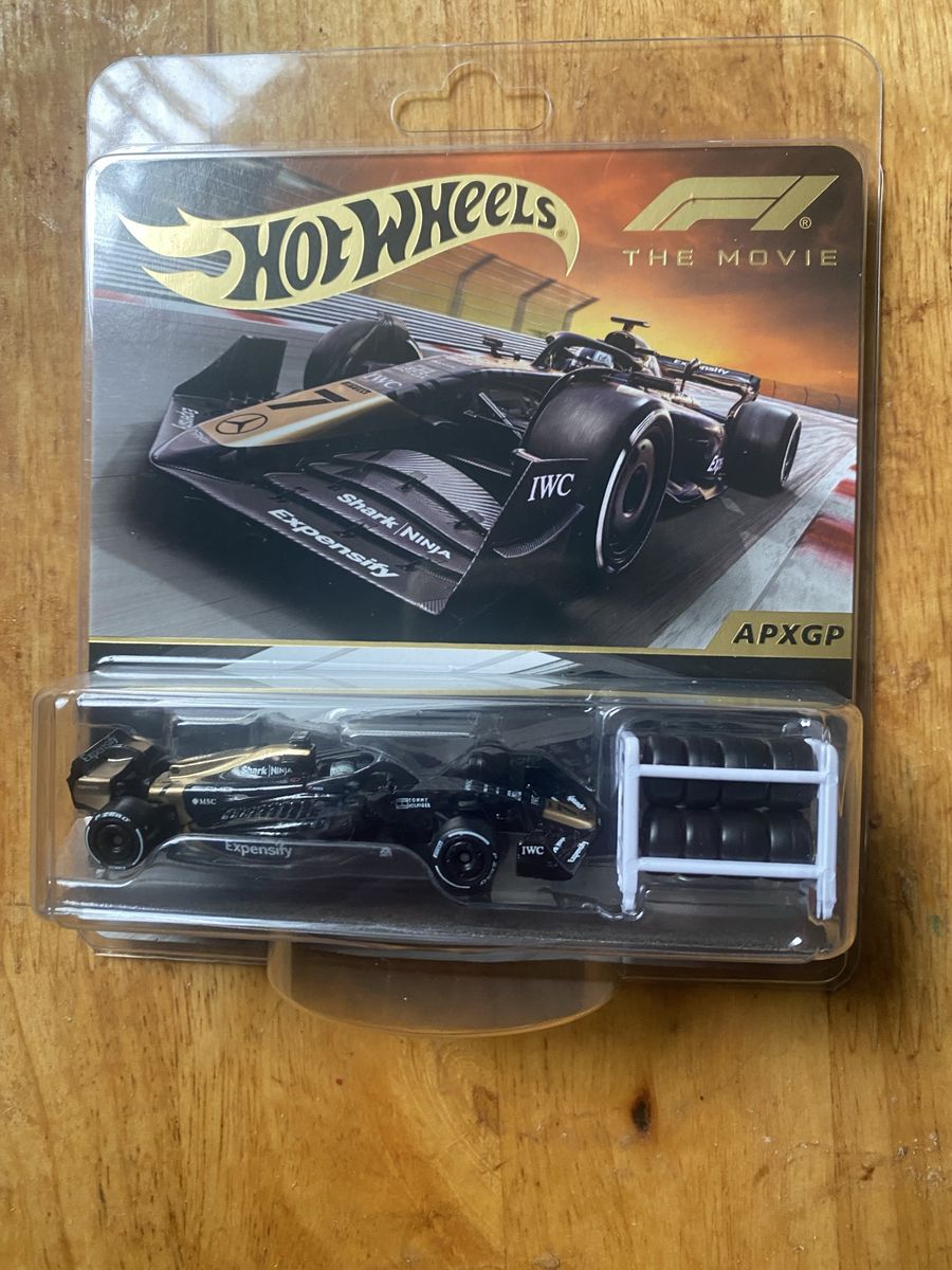 Hot Wheels F1 The Movie APXGP Formula 1 Car Black/Gold Die-Cast New