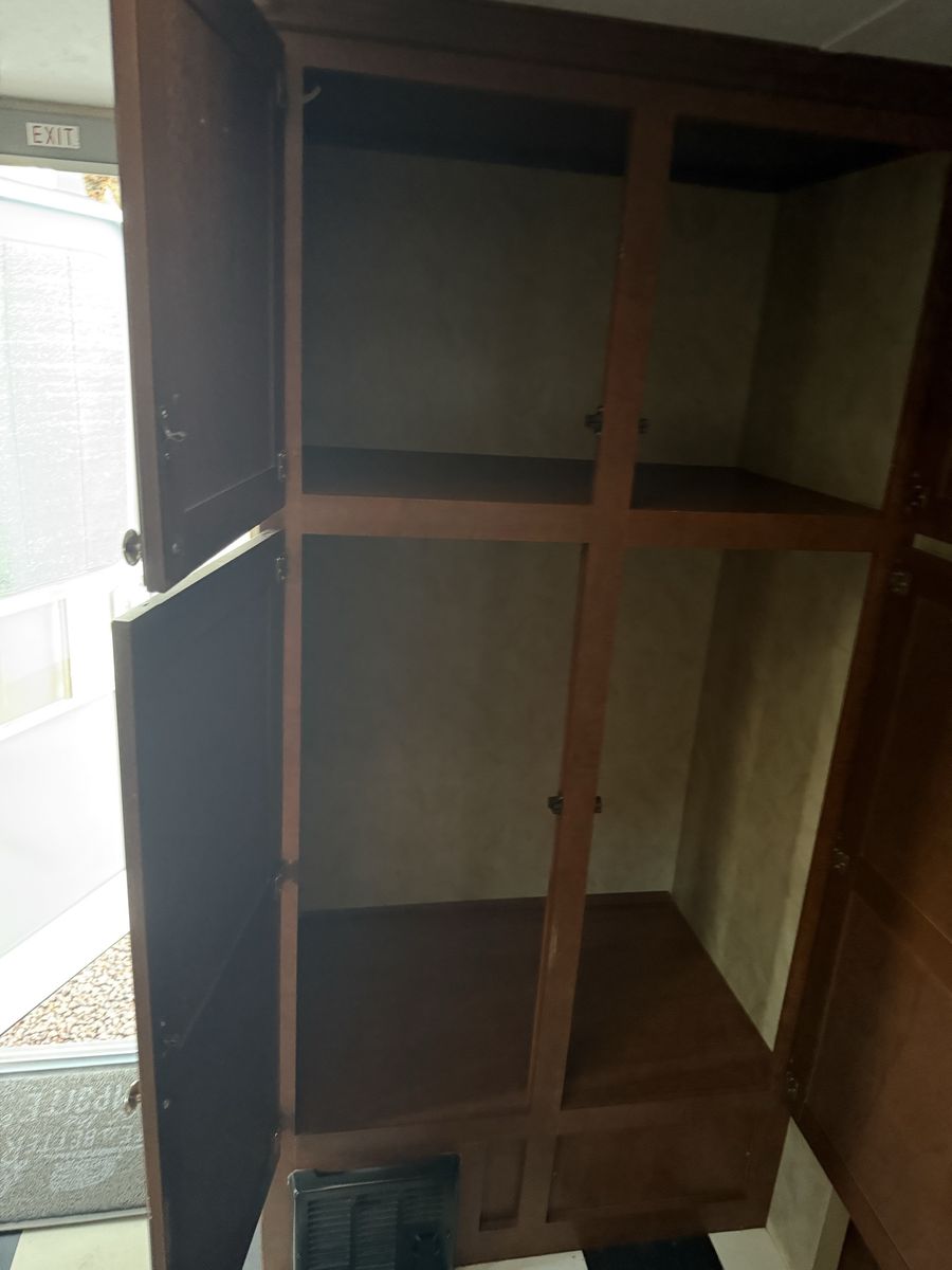Main image 11