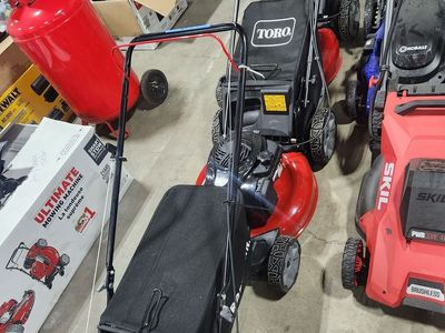GREAT TORO GAS LAWN MOWERS 3 AVAILABLE ! HURRY IN TODAY!