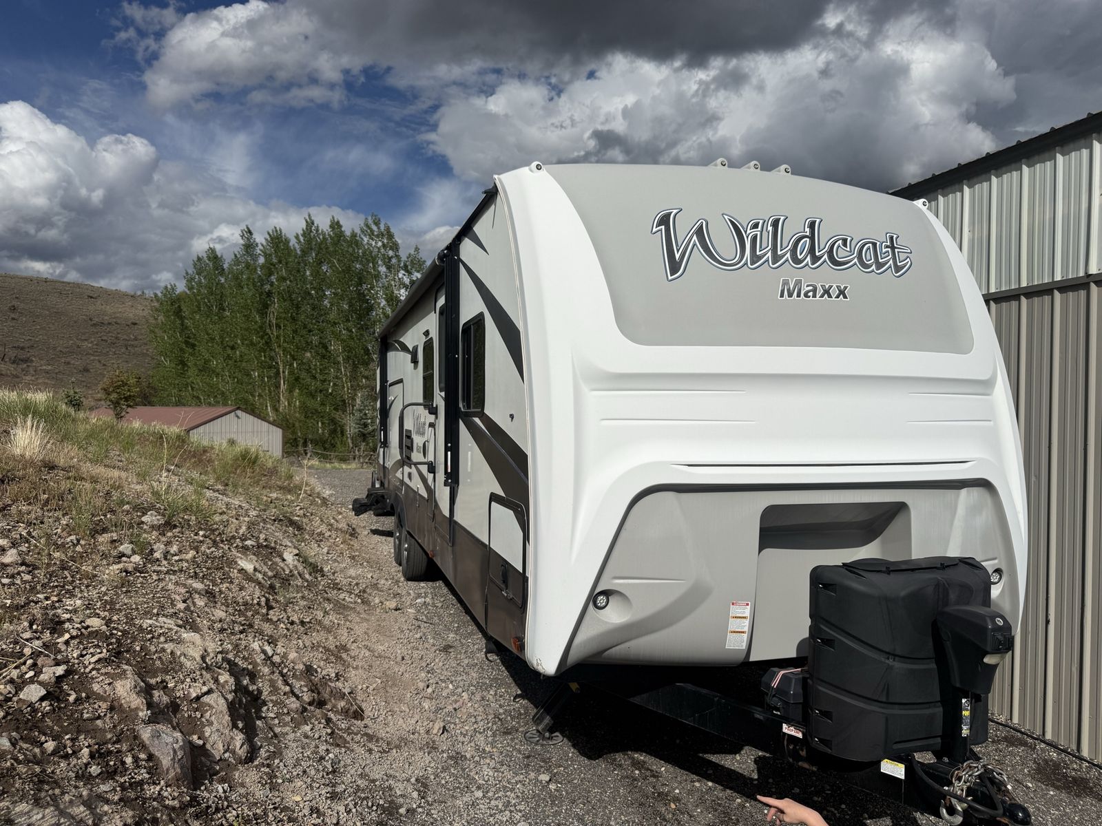 35’ Forrest river Camp trailer