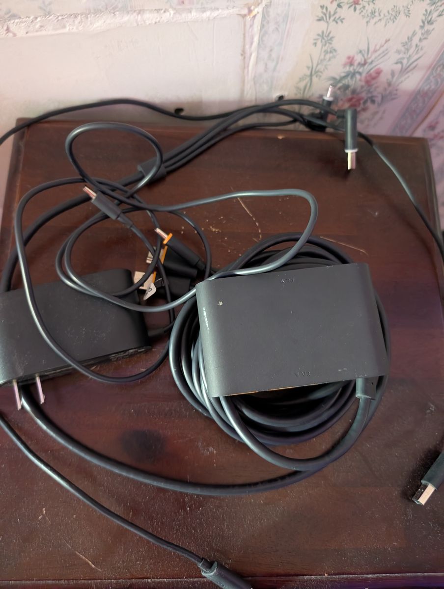 Main image 6