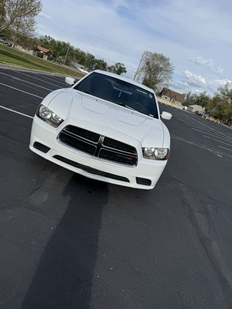 2014 Dodge Charger V6