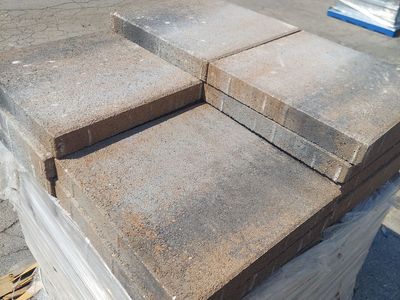 GOLD COAST 18x18 STEPPING STONES