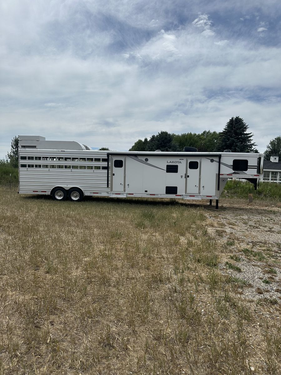 2025 Lakota charger 16’ stock trailer with living quarters - $89,000