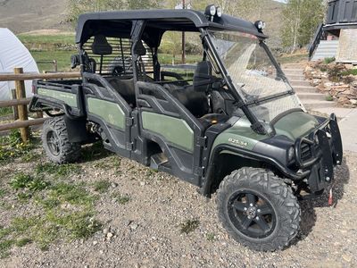 2014 John Deere Gator 825i S4