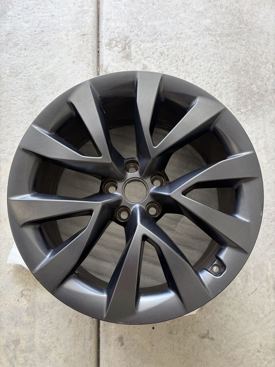 Model X Cyberstream wheels x2