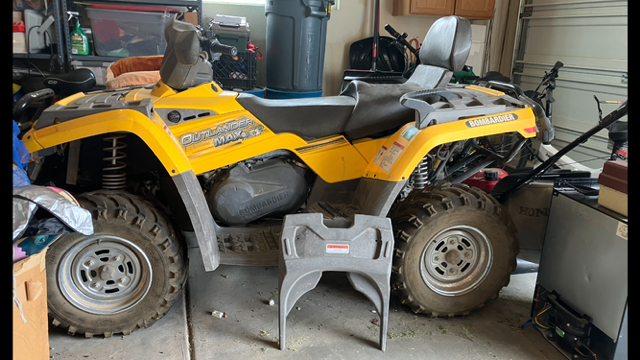 2004 Bombardier Outlander Max XT