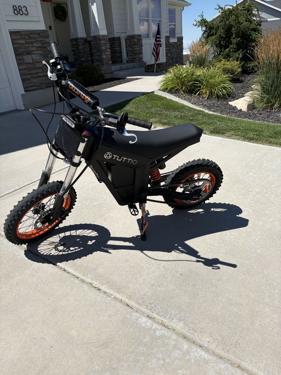 Tuttio Soleil 01 Electric Dirt Bike