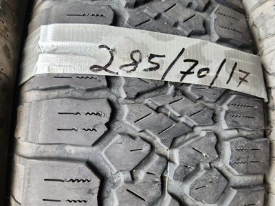 285/70r17 kenda klever at
