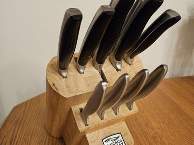 Chicago Cutlery 10-Piece Knife Set with Wood Block - Stainless Steel Blades, Black Handles