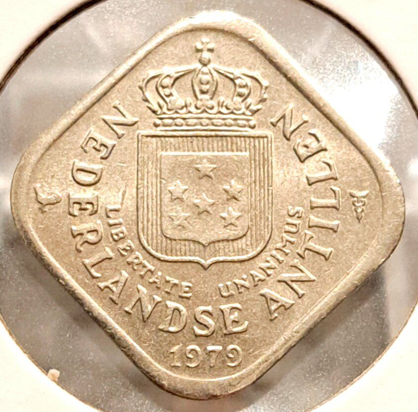 1979 NETHERLANDS ANTILLES 5 CENTS SQUARE COIN