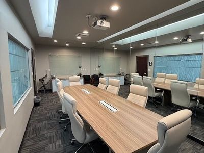Executive Suite Office