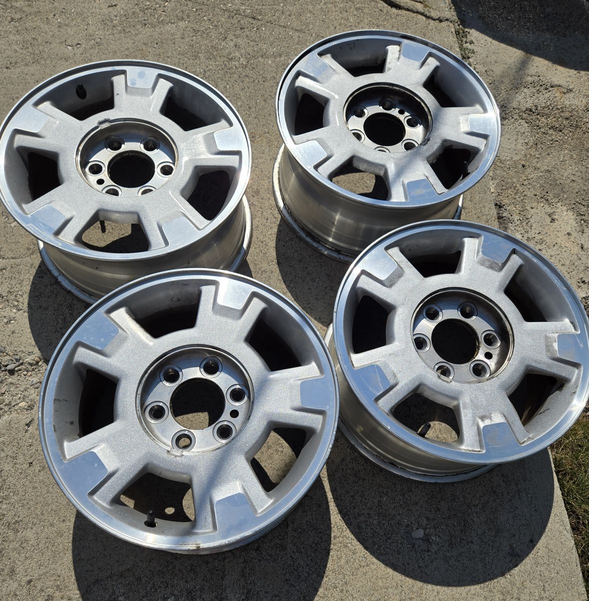 2012 FORD F150 rims 17 in  $150 OBO