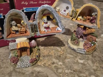 Vintage Home Sweet Home Poly Stone Mushroom House Figurines FM-2890 (Set of 2)