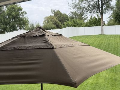 10’ wide outdoor patio table umbrella