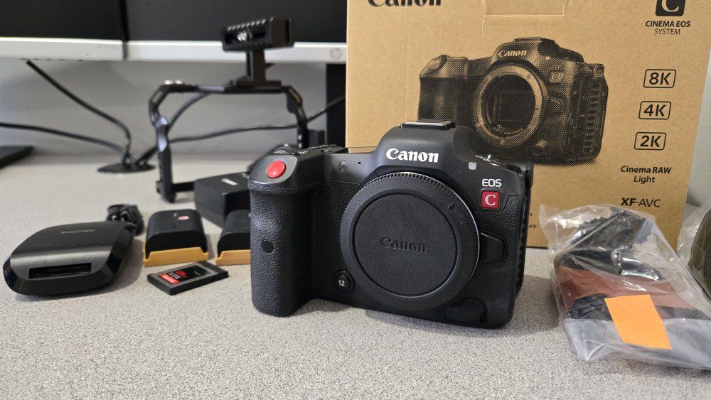 Canon R5 C R5C 8K Cinema EOS System Mirrorless Camera Body with Rig Cage, and CFexprese card