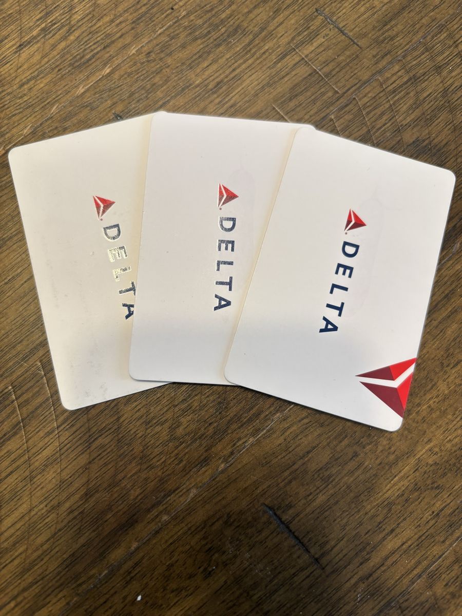 $156 in Delta Gift Cards