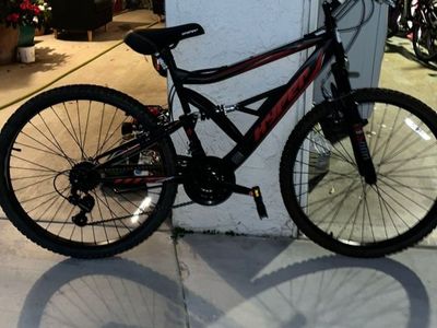 26 " Men Hyper Shocker Mountain Bike 18 Speed