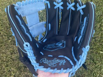 Rawlings R9 11.5 in. Baseball Glove