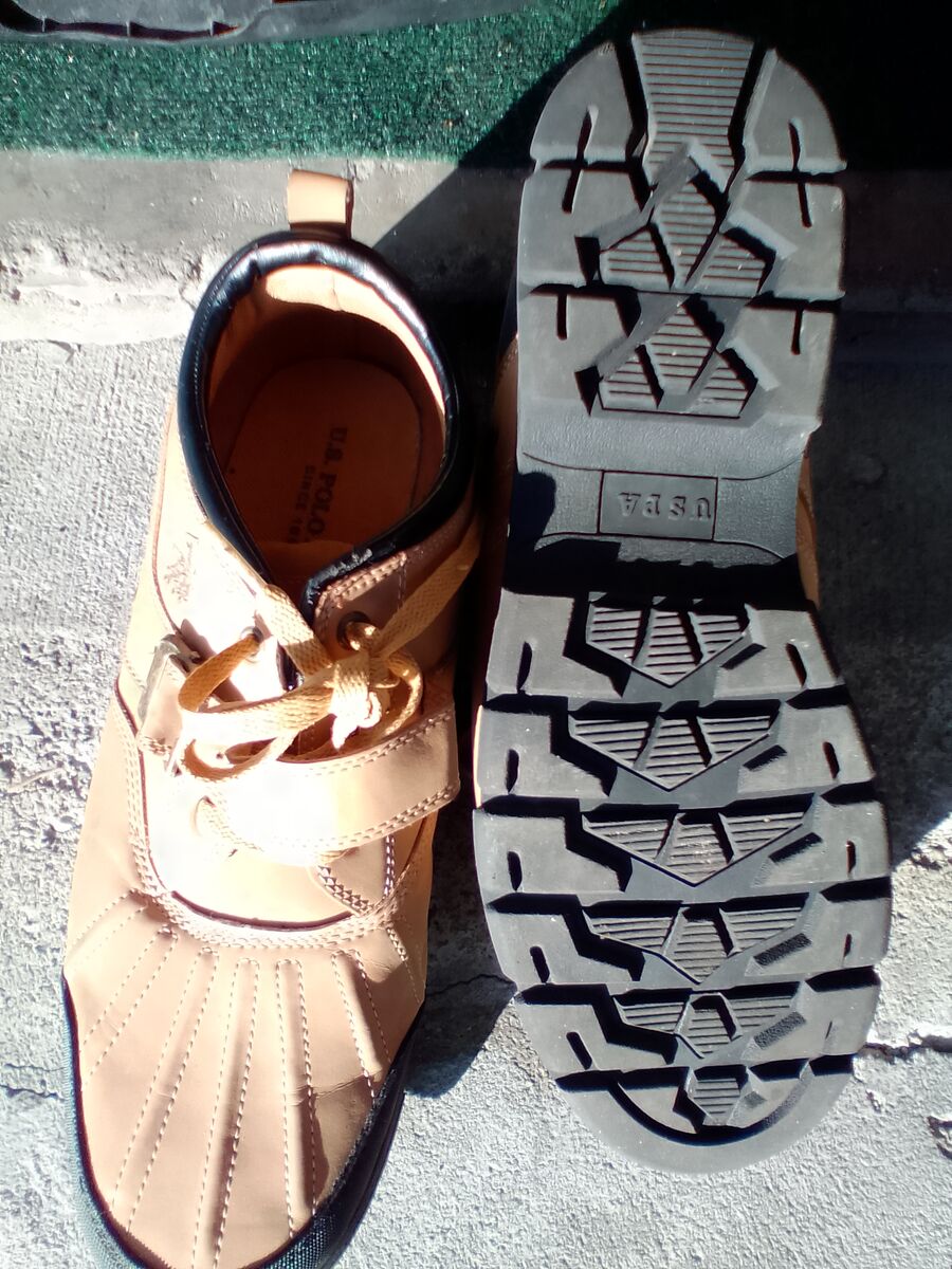 $30 O.B.O U.S. Apol Assn since 1890 size 12 mens