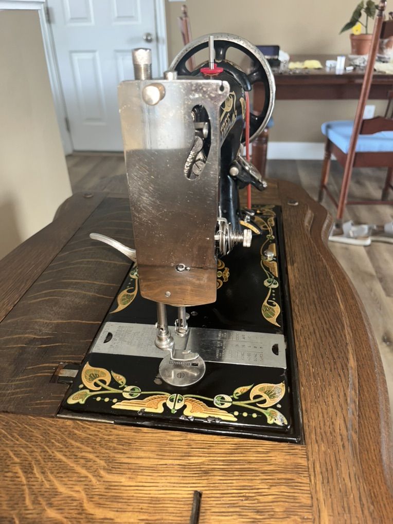 Main image 6
